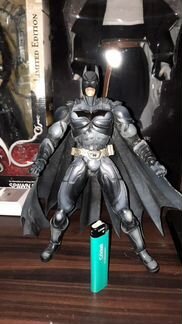 Play arts kai batman dark knight