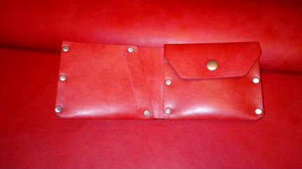 Кожаный кошелек 