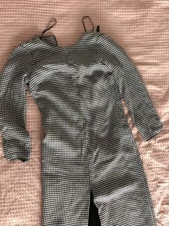 Платье с разрезом zara