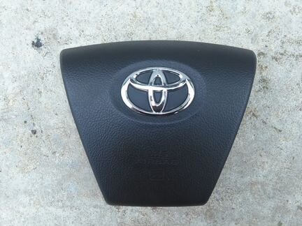 Накладка в руль и пассажирская на Тойота Камри V50