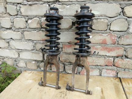 Стойка передняя Спортейдж 1 Kia Sportage 1