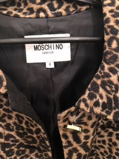Пальто moschino fashion