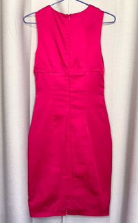 Платье 42 40 размер Алое Новое