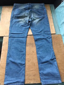 Джинсы мужские