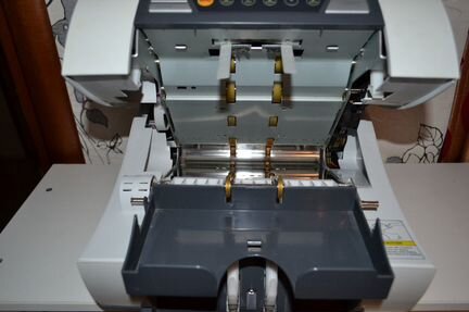 Счетчик банкнот SB-2000
