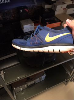 Кроссовки Nike