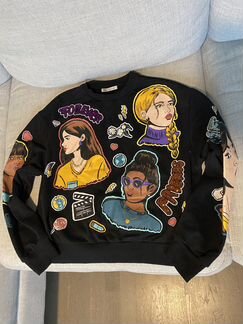 Кофта чёрная с нашивками zara