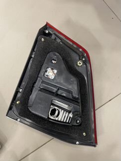 Продаю задние фонари на Лексус LX