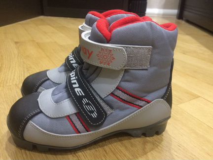 Ботинки для беговых лыж Spine