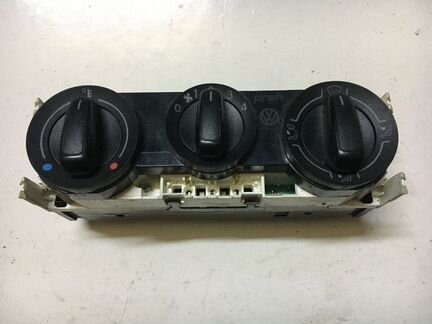 Блок управления Volkswagen 6R0820045K