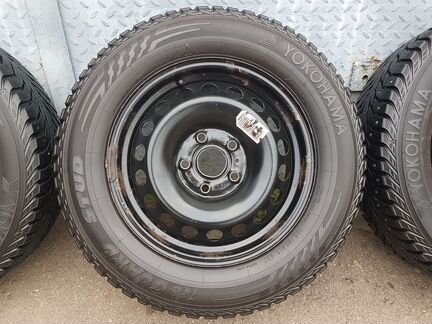 Колёса R15 Volkswagen Golf Yokohama Ice Guard IG35