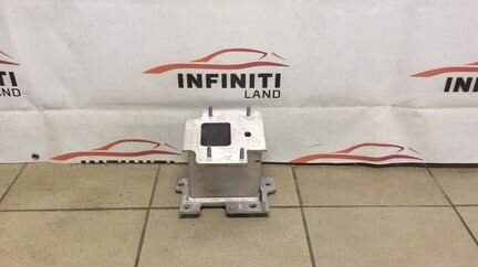 Кронштейн L усилителя перед бампера Infiniti JX35