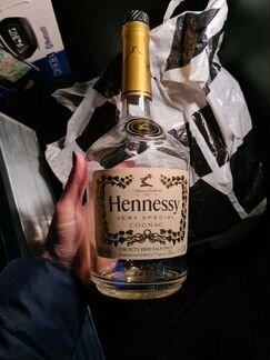 Бутылка и коробка из-под Hennessy 1 литр