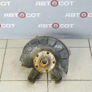 Кулак поворотный передний правый Skoda Octavia (A