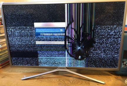 Телевизор samsung smart tv 32 UE32K5550 на запчаст