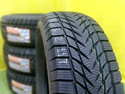 235 65 17 зимние шины, новые липучка Centara