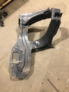 Суппорт фары правый Mercedes-Benz Ml-Class W164