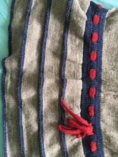 Платье вязаное