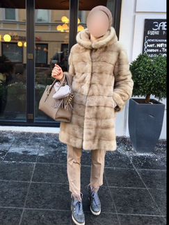 Шуба норковая с капюшоном 44-46 песочного цвета