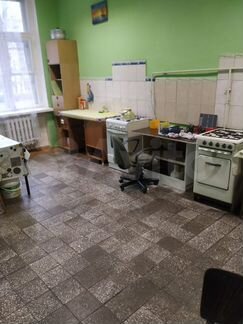 Комната 18 м² в > 9-к, 3/5 эт.