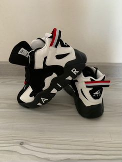 Новые Кроссовки унисекс 42-43 размер