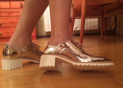 Лоферы Stradivarius