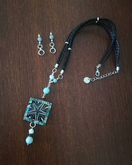 Колье с Кулоном и серьги авторская работа