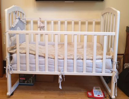 Кроватка детская