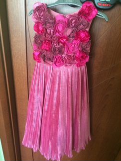 Платье нарядное на 8 лет