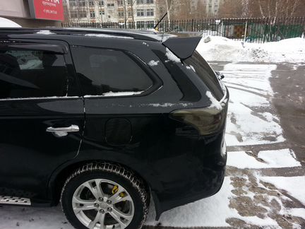 Cпойлер для Mitsubishi Outlander 2007 - 2019