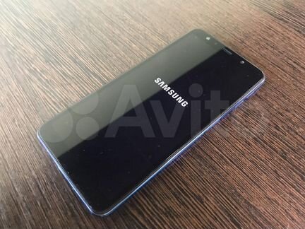 Телефон Samsung Galaxy A7 2018