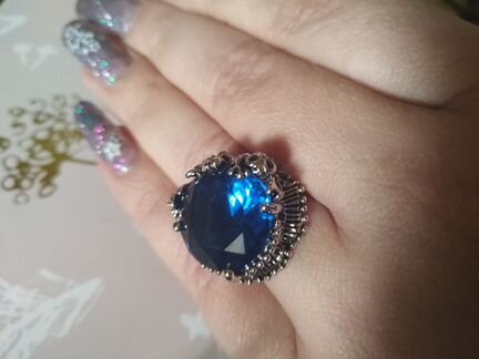 Перстень с топазом и лягушонком
