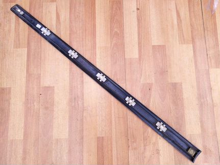 Молдинг передней левой двери Mercedes W211