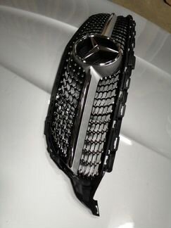 Решетка радиатора Мерседес 205