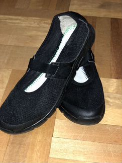 Очень легкая удобная для частой ходьбы обувь