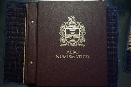 Памятные монеты России и банкноты Крым