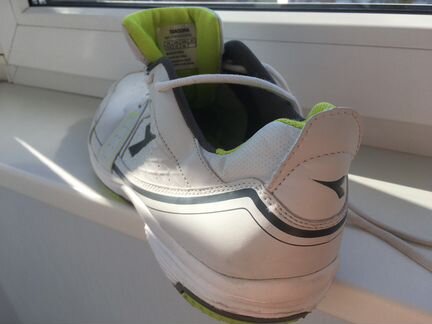 Теннисные кроссовки Diadora
