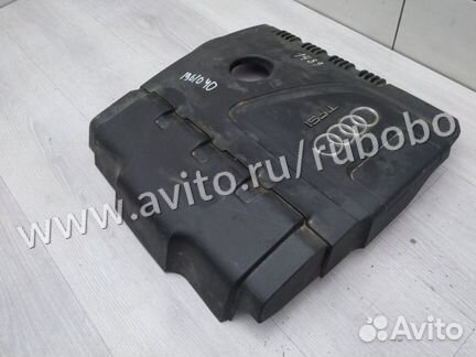 Крышка двигателя декоративная 06J103925AG Audi A4