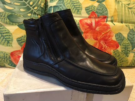 Ботинки зимние новые 43