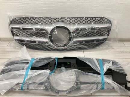 Решетка радиатора Mercedes GLS X167 2020г оригинал