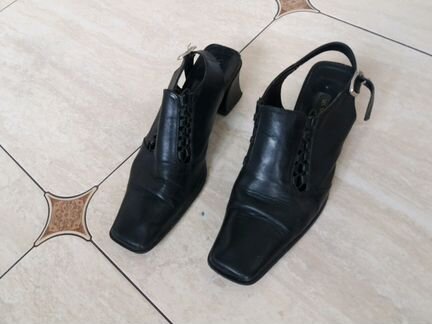 Туфли женские кожаные размер 38-39