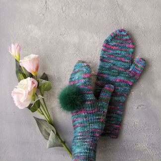 Варежки. Варежки вязаные. Вязаные варежки женские