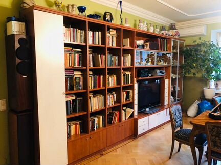 Стенка в гостиную
