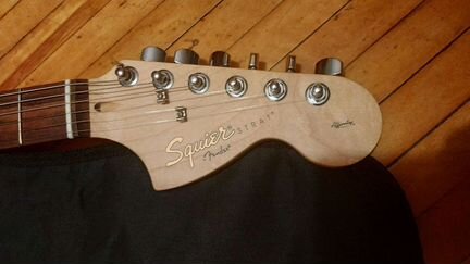 Гитара fender squier stratocaster HSS