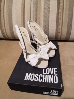 Босоножки Moschino (Италия)