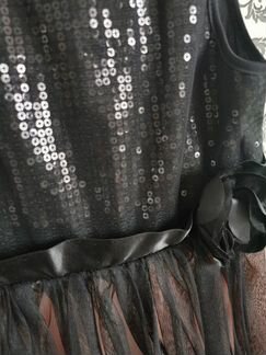 Нарядное платье