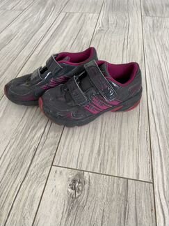 Кроссовки adidas